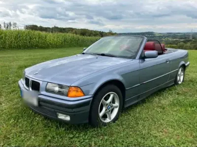 Gebraucht BMW 325 Cabriolet 192 PS (141 kW) 1993 Blau Cabrio