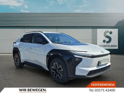 Neu Toyota bZ4X 164 kW (224 PS) 2026 Platinum white pearl SUV
