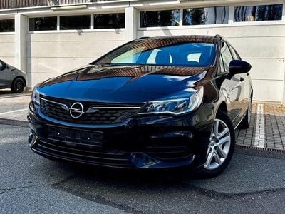 Używany Opel Astra Edition 122 KM (89 kW) 2020 Czarny Kombi