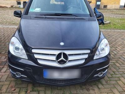 Mercedes B180