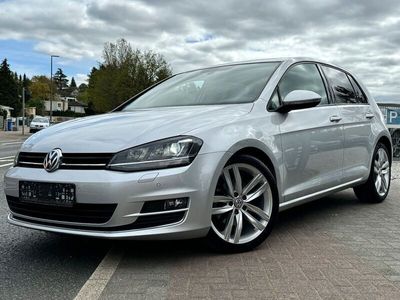 gebraucht VW Golf VII Lim. Highline BMT Sitzheizung BiXenon