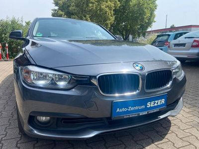 Grau Gebraucht 2016 BMW 318 Luxury Line Kombi | 9.499 € (Fairer Preis)
