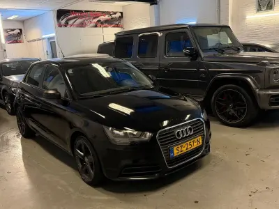 Gebraucht Audi A1 Sportback 90 PS (66 kW) 2012 Schwarz Kleinwagen