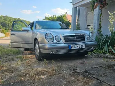 Gebraucht Mercedes 320 224 PS (164 kW) 1997 Silber Limousine