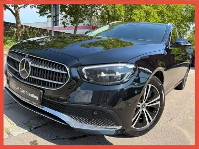Gebraucht Mercedes E220 Avantgarde 220 PS (161 kW) 2022 Schwarz Limousine