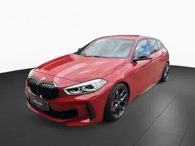 Gebraucht BMW 128 M Sport 265 PS (194 kW) 2022 Melbourne rot (rot) Limousine