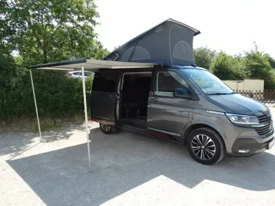 Gebraucht VW California Edition 150 PS (110 kW) 2022 Grau Van