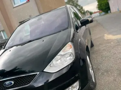 Gebraucht Ford Galaxy 140 PS (102 kW) 2009 Schwarz Van / Kleinbus