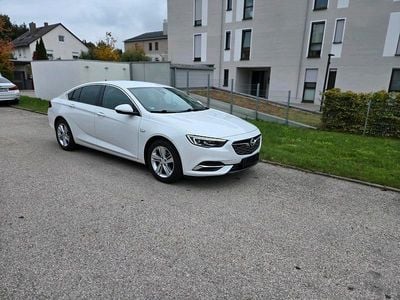Gebraucht Opel Insignia Sport 136 PS (100 kW) 2018 Weiß Limousine