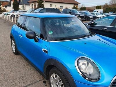 Gebraucht Mini ONE 102 PS (75 kW) 2017 Blau Kleinwagen