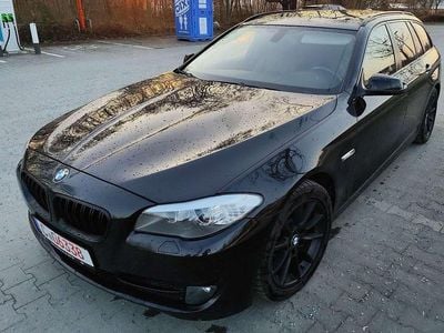 Gebraucht BMW 530 Sport Line 258 PS (189 kW) 2011 Schwarz Kombi
