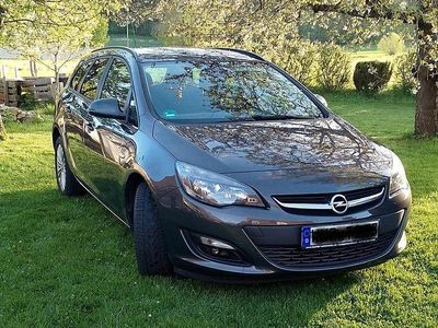 Second-hand Opel Astra Eco 136 CP (100 kW) 2015 Gri Berlinǎ