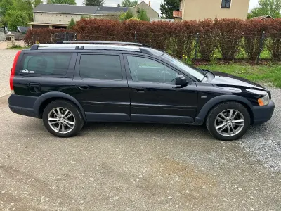 Usata Volvo XC70 185 CV (136 kW) 2006 Nero Station wagon
