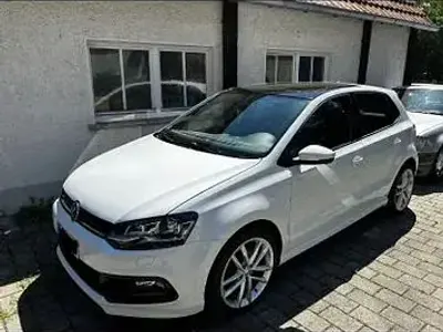 Gebraucht VW Polo Highline 105 PS (77 kW) 2015 Weiß Limousine