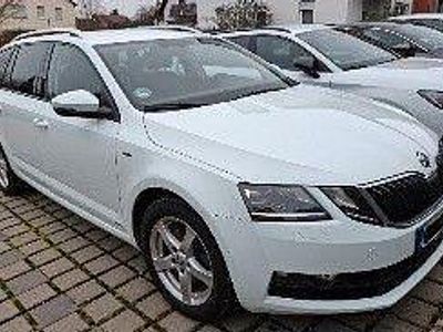 Weiß Gebraucht 2017 Skoda Octavia Drive Kombi | 13.500 € (Fairer Preis)