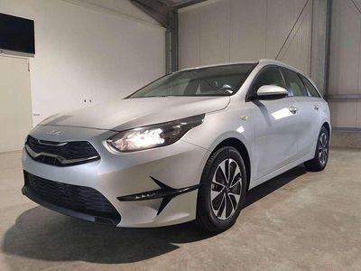 Gebraucht Kia Ceed Sportswagon 140 PS (102 kW) 2024 Sparklingsilber Kombi