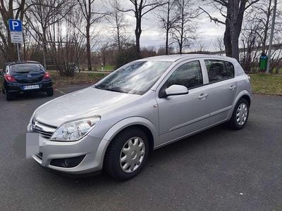 Gebraucht Opel Astra 116 PS (85 kW) 2009 Grau Kleinwagen