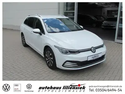 Gebraucht VW Golf VIII Active 116 PS (85 kW) 2023 Weiß Kombi