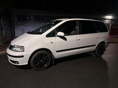 Gebraucht Seat Alhambra 140 PS (102 kW) 2008 Weiß Van / Kleinbus