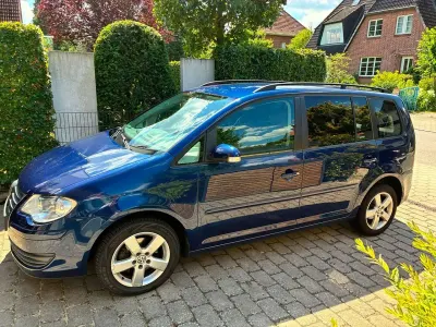 Gebraucht VW Touran United 140 PS (102 kW) 2009 Blau Van / Kleinbus