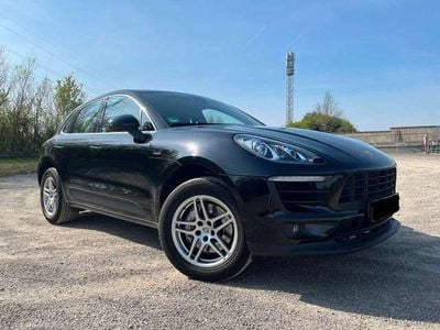 Porsche Macan S
