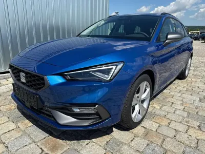 Neu Seat Leon FR 150 PS (110 kW) 2026 Saphir blau metallic Kombi