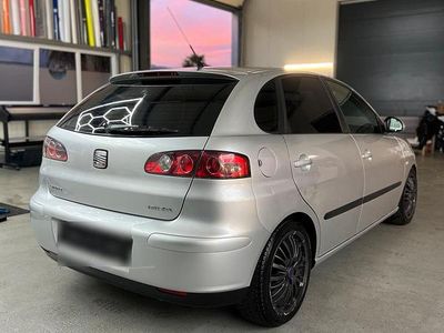 Gebraucht Seat Ibiza 101 PS (74 kW) 2002 Silber Kleinwagen