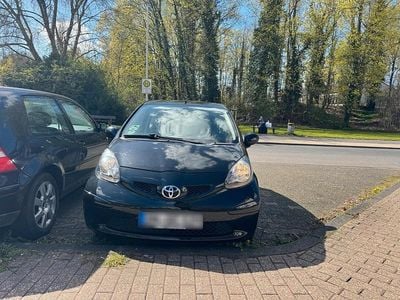 Gebraucht Toyota Aygo 65 PS (47 kW) 2008 Schwarz Kleinwagen