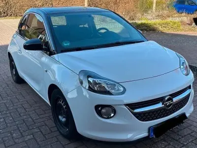Usata Opel Adam Glam 87 CV (63 kW) 2013 Bianco Utilitaria