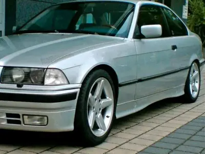 Gebraucht BMW 325 192 PS (141 kW) 1992 Silber Coupé
