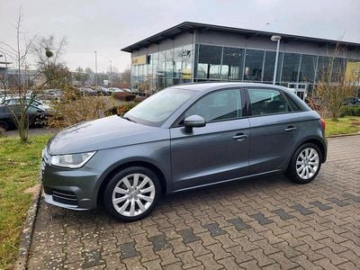 Grau Gebraucht 2016 Audi A1 Sportback Kleinwagen | 10.500 € (Fairer Preis)