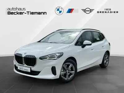 Gebraucht BMW 220 Active Tourer Efficient Dynamics 156 PS (114 kW) 2025 Alpinweiß uni Van / Kleinbus
