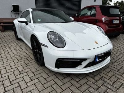 Weiß Gebraucht 2020 Porsche 911 Carrera 4S Coupé | 115.995 €