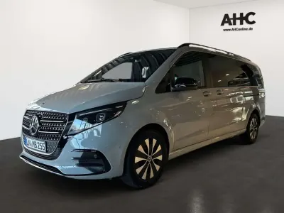 Gebraucht Mercedes V300 Style 237 PS (174 kW) 2025 Alpingrau Van / Kleinbus