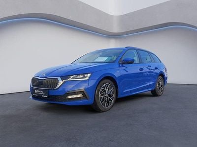 Blau Gebraucht 2022 Skoda Octavia Clever Kombi | 20.995 € (Guter Preis)