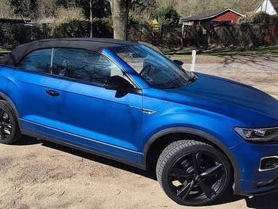 Second-hand VW T-Roc Cabriolet R-line 150 CP (110 kW) 2021 Albastru Cabrio