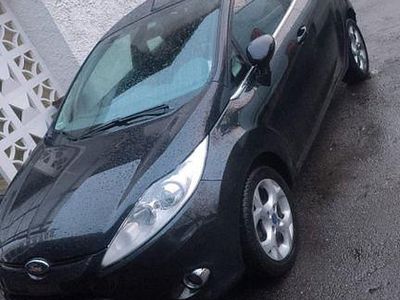 Gebraucht Ford Fiesta Titanium 82 PS (60 kW) 2011 Schwarz Kleinwagen