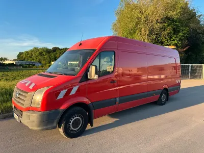 Gebraucht VW Crafter 136 PS (100 kW) 2013 Rot Van