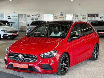 Gebraucht Mercedes B200 AMG line 163 PS (119 kW) 2019 Rot Van / Kleinbus