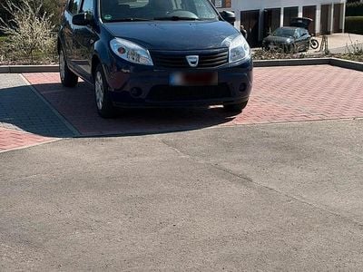 Second-hand Dacia Sandero 75 CP (55 kW) 2009 Albastru Berlinǎ