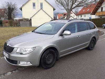 Gebraucht Skoda Superb Family 125 PS (91 kW) 2012 Beige Kombi