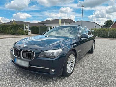 BMW 750