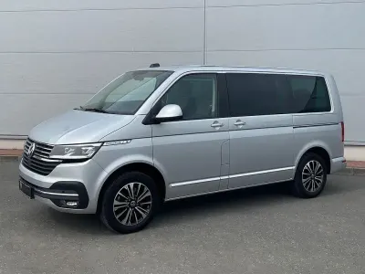 Second-hand VW Caravelle Highline 204 CP (150 kW) 2023 Argintiu Van