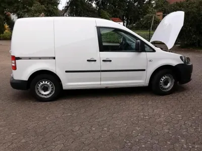 Gebraucht VW Caddy 102 PS (75 kW) 2013 Weiß Van / Kleinbus