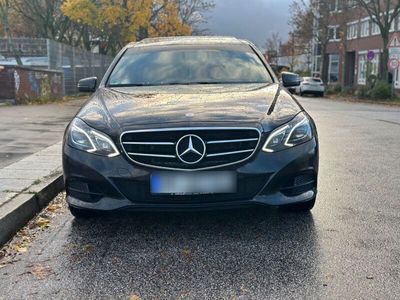 gebraucht Mercedes E220 BlueTEC Edition E *Panorama*2.Hand*161tkm*