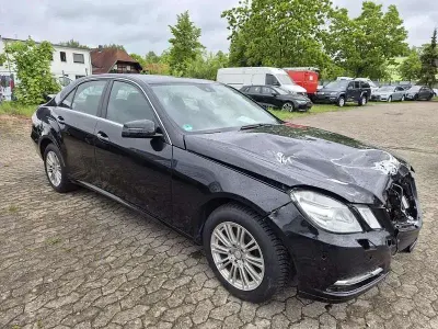 Gebraucht Mercedes E300 204 PS (150 kW) 2013 Schwarz Limousine