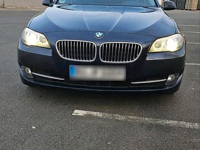 Gebraucht BMW 525 218 PS (160 kW) 2012 Blau Kombi