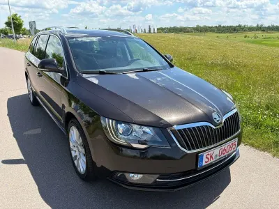 Gebraucht Skoda Superb Exclusive 170 PS (125 kW) 2014 Braun Kombi