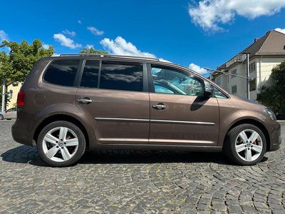 Gebraucht VW Touran 170 PS (125 kW) 2012 Braun Van / Kleinbus