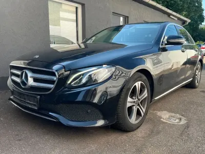 Gebraucht Mercedes E220 194 PS (142 kW) 2018 Schwarz Limousine